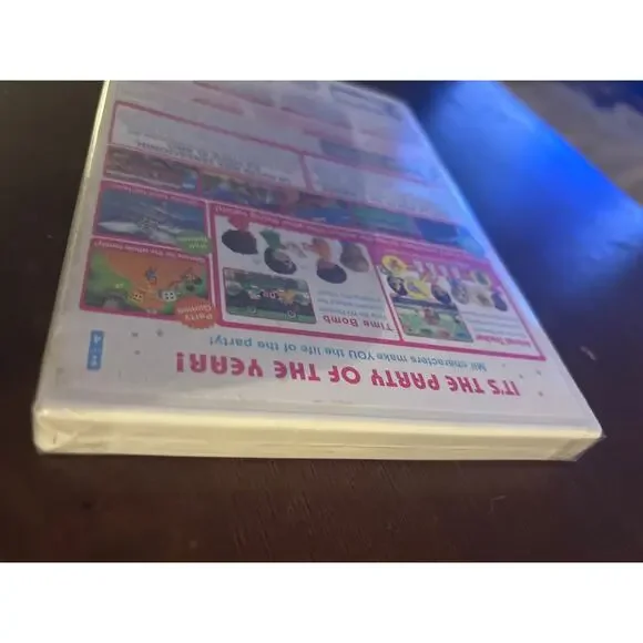 Wii Party (Nintendo Wii, 2010) Brand New and sealed - Picture 3 of 3